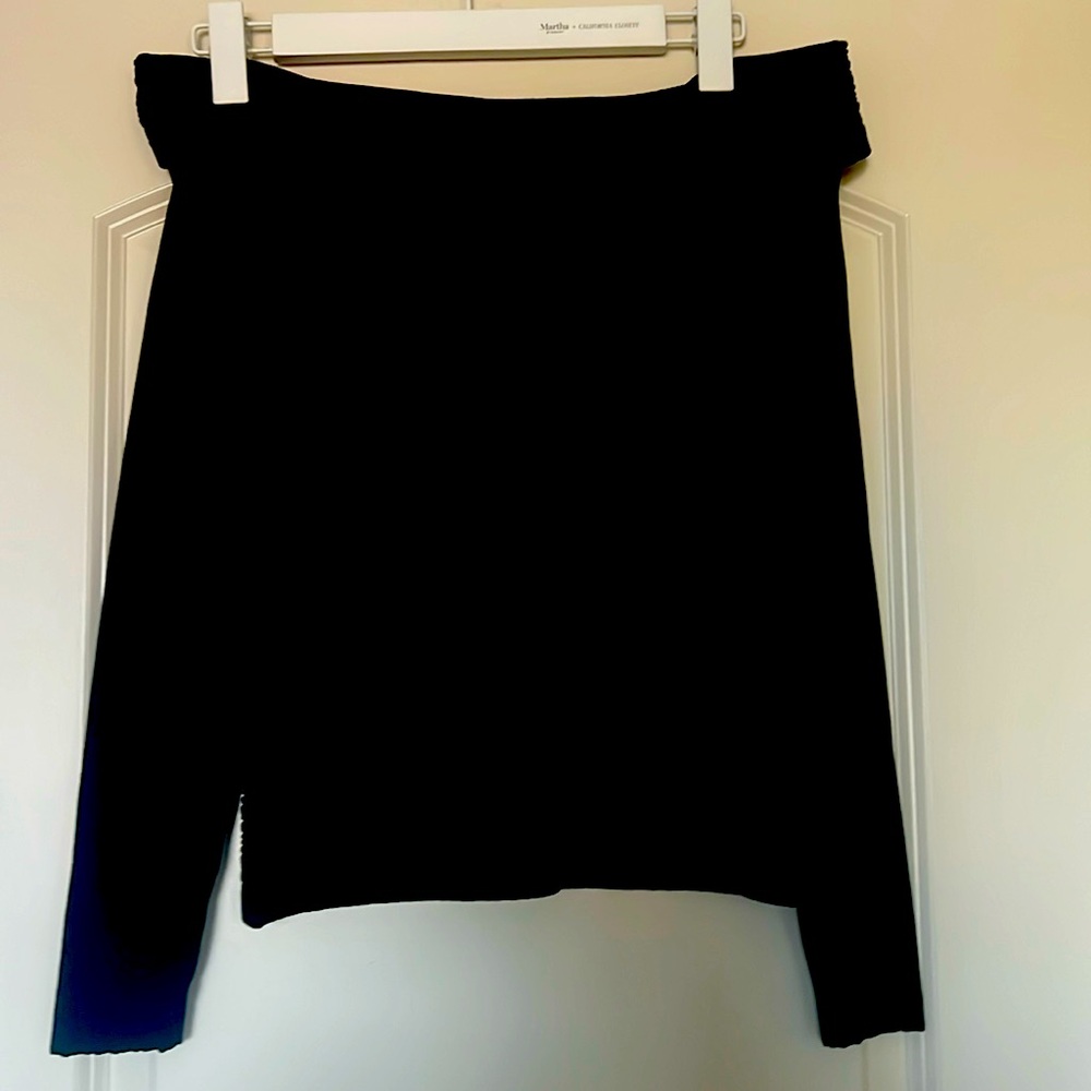 Quality Ribbed Black Reiss Classic off the shoulder top, Size US M